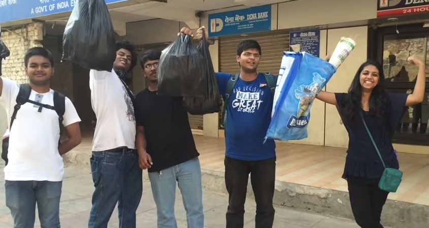 Delhi Students with broom