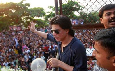 Shahrukh-Khan-to-Celebrate-Birthday