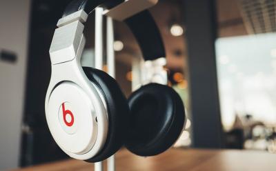 11 Cool Headphones That Sound Great