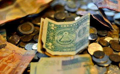 Tricks for Saving Money on Your Cell Phone Bill