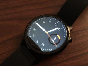 Moto 360 2nd Gen Review: Improved Yet Underwhelming