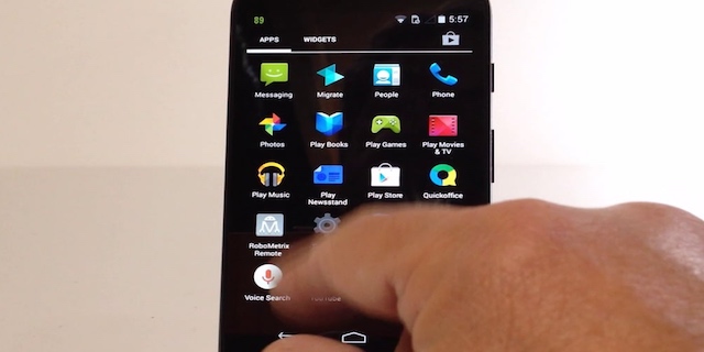 How to Get iPhone Like Swipe Back Gesture on Android
