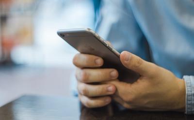 How to Turn Off ‘Your SIM Played a Tone’ Message on iPhone 6s