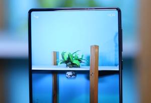 10 Best Bezel-less Smartphones You Can Buy