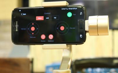 Zhiyun Smooth-Q Mobile Gimbal Review