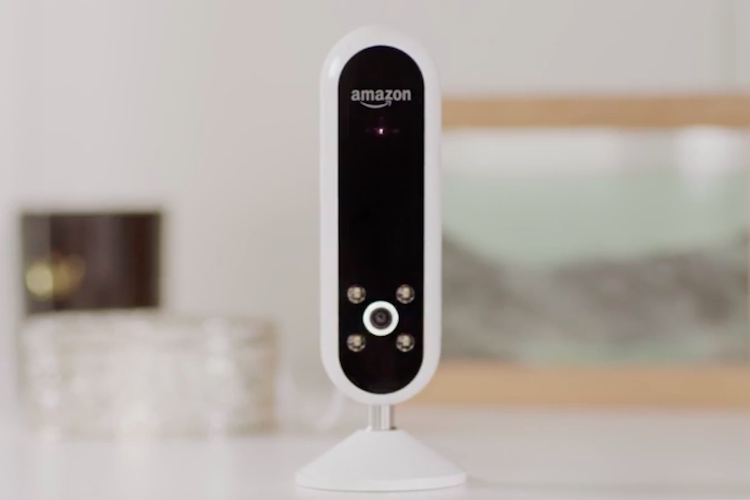 amazon unveils echo look personal ai stylist