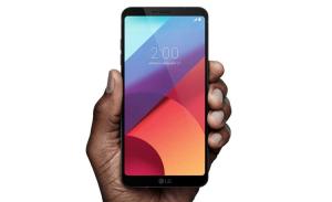 8 Best LG Q6 Screen Protectors You Can Buy