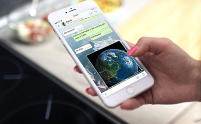 How to Send Pictures Without Compression on WhatsApp