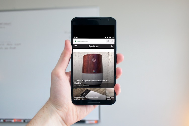 How To Get iPhone-like Reachability Feature On Andriod