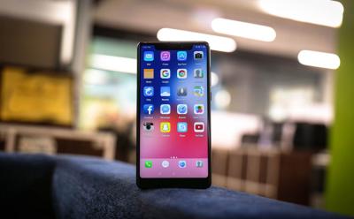 How to Get iPhone X-Like Look on Android Device