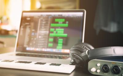 Featured Music best Laptops
