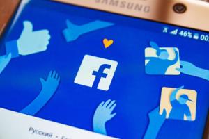 Facebook Wants to Know If You Will Pay to Use it Without Ads