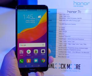 Honor 7C Hands On and First Impressions: Decent Build Quality, Dual ...