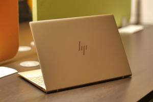 HP Envy 13-ad125TU Review: Hot Looks, Hot Performance and Hot Temperatures