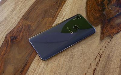 Vivo V9