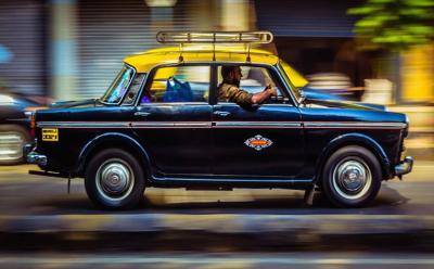 You Can Now Book Kaali Peeli Taxis in Mumbai Using Uber