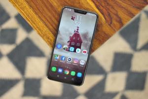 Asus ZenFone 5Z Review: Should You Buy Over OnePlus 6?