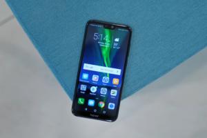 Honor 9N Review: A Phone You Want to Love