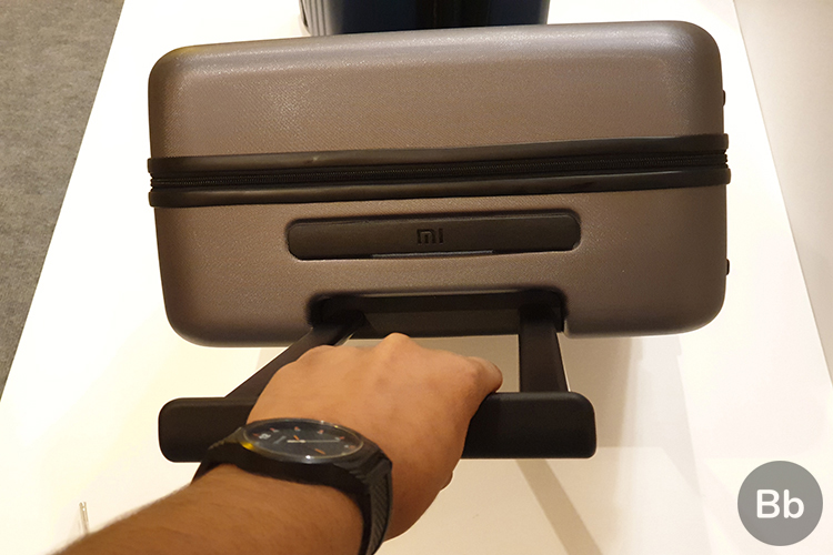 mi luggage handle