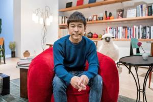 Japanese Billionaire Yusaku Maezawa to Be First SpaceX Tourist to Moon