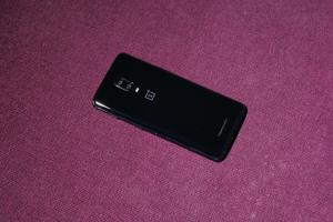 10 Best OnePlus 6T Cases and Covers You Can Buy