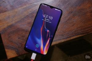 15 Best OnePlus 6T Accessories You Can Buy Today