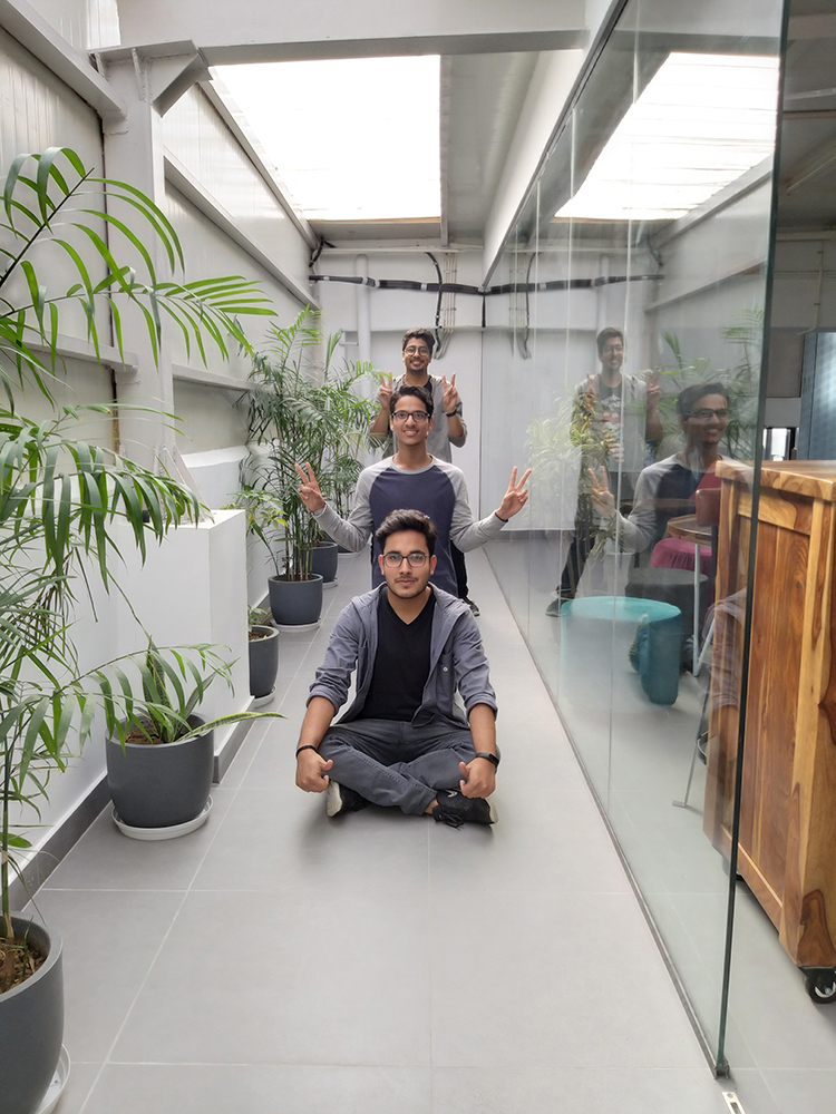 Samsung Galaxy A9 Review: Entertaining but Not Exciting