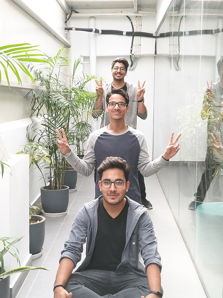 Samsung Galaxy A9 Review: Entertaining but Not Exciting