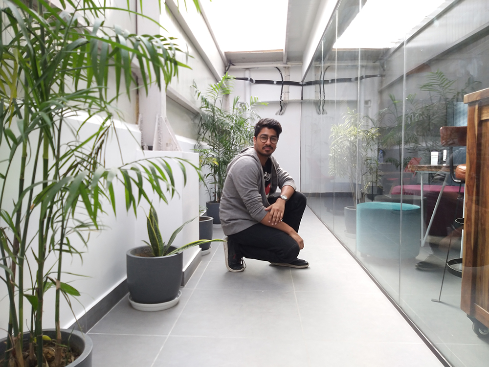 Samsung Galaxy A9 Review: Entertaining but Not Exciting