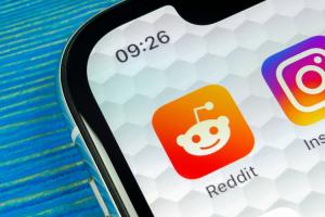 12 Best Reddit Apps for iPhone, Android, and Windows