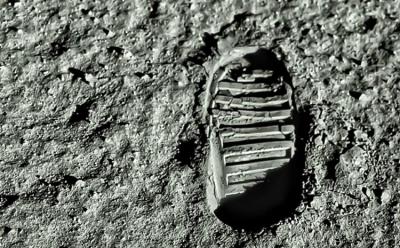 astronauts moon cost 30 billion nasa
