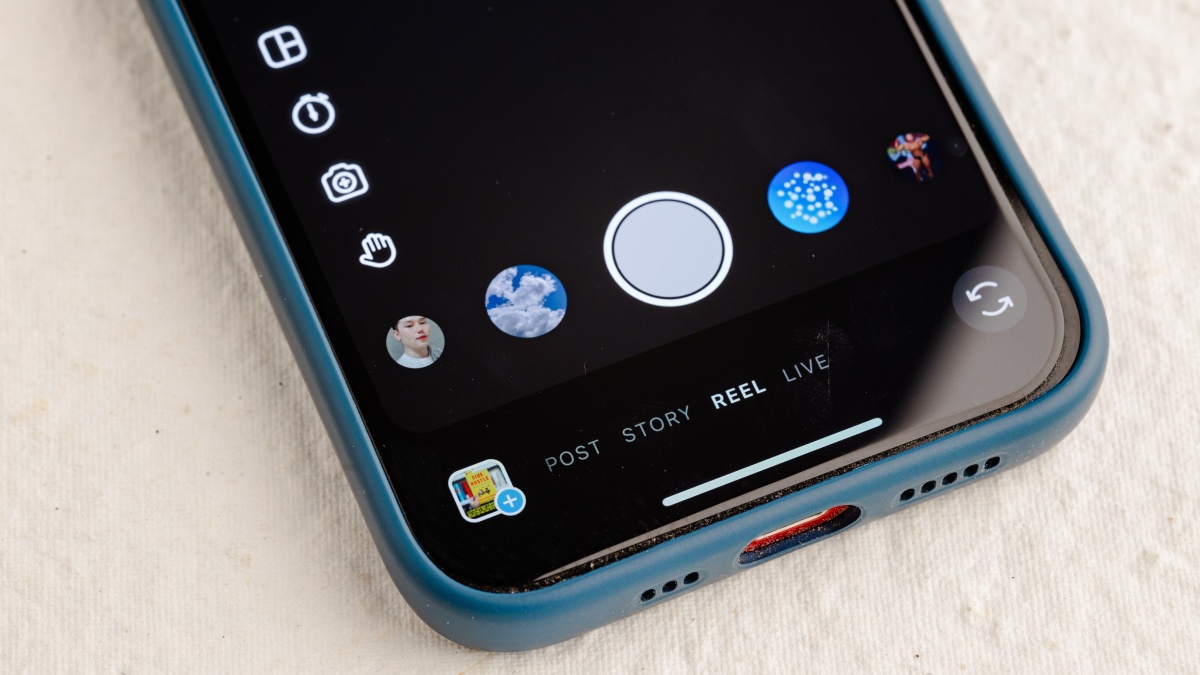 shot of an iPhone previewing the Instagram app's Creat Post screen