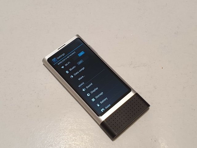 Nokia Ion Mini body 2
