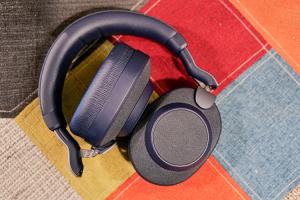 Jabra Elite 85h Noise Cancelling Bluetooth Headphones Review: Almost the Best