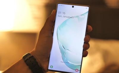 17 Best Samsung Galaxy Note 10 Plus Accessories You Can Buy