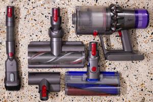 Dyson V11 Absolute Pro Vacuum Cleaner Review: Sorry, Dyson, I'm Not Giving This Back