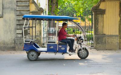 India to Be Competitive in EV Prices by 2023
