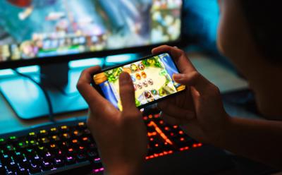Gaming Smartphone shutterstock website
