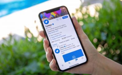 Twitter now lets you post iOS Live Photos as GIFs