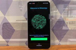 How to Enable WhatsApp Dark Mode on Android and iPhone