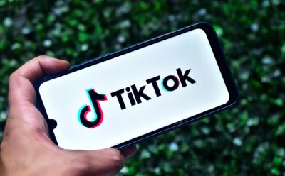 TikTok feat.
