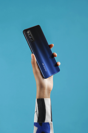 iQOO Z1 renders body 5