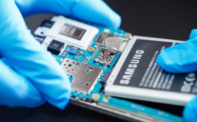 Samsung 7000mAh battery feat.