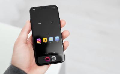 How to Create Invisible iPhone Home Screen Widgets