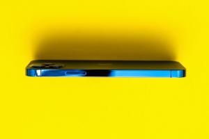 10 Best Cases with Stand for iPhone 12 Pro Max