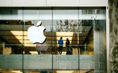 Apple giving bonus to employees feat.