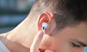 How to Enable Noise Cancellation on Just One AirPod