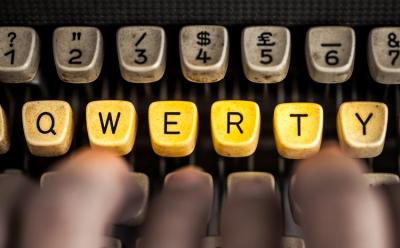 how the QWERTY keyboard layout was invented feat.-min