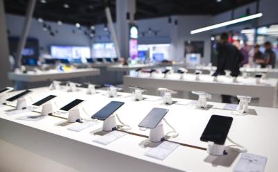 Smartphone shipments grew 25% yoy