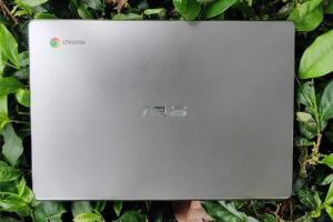Asus Chromebook C223 Review: An Affordable Laptop, Perfect for Students